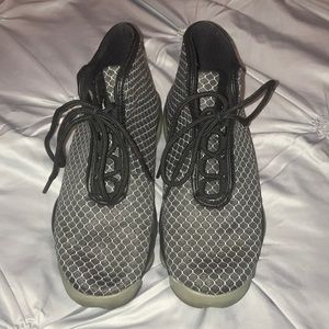 Nike Jordan Horizons Size 6 (4Y) Black/White